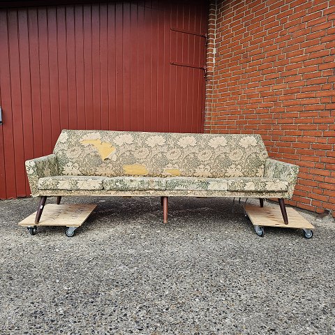 Ejner Larsen
4 p. sofa