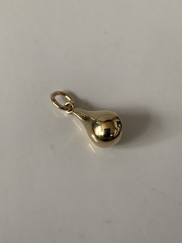 Charm in 14 carat gold as a drop. Ideal for a bracelet or necklace.