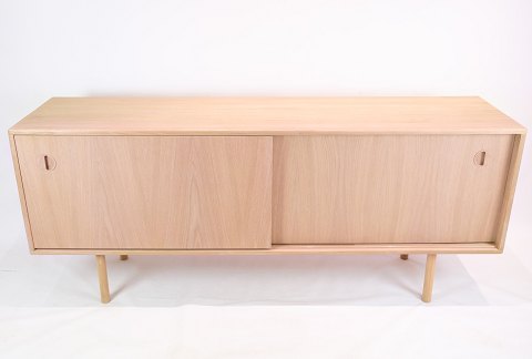 Sideboard - Oak - Danish design - 1970s
Great condition

