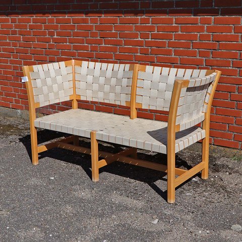 Ditlev Karsten sofa
EJ 477/2
2 pers.
145 cm