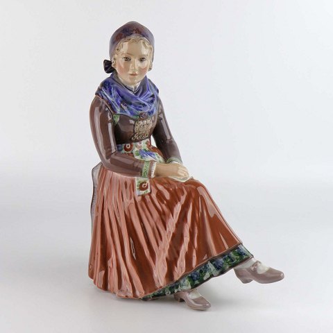 Dahl Jensen figur
1110
Amagerpige
23 cm
