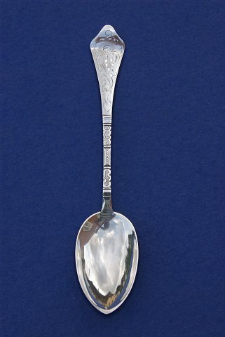 Bestellnummer: s-Antik rokoko bordskeer 21cm