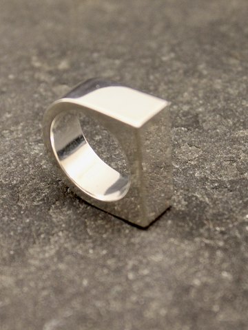 item no: 612083