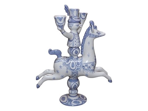 Figurines