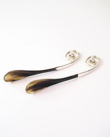 item no: 615483
