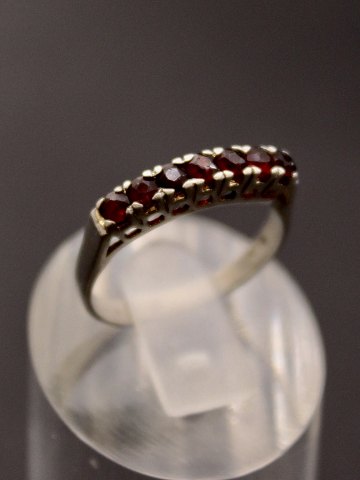 Finger rings