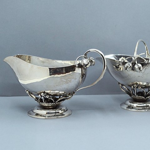 Georg Jensen; Sukkerskål og flødekande sterlingsølv, nr. 235 B