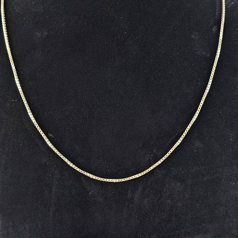 Text available in Danish language