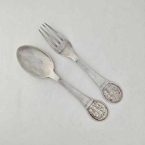 Børnebestik
Pletsølv
Fyrtøjet