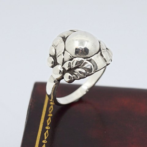 Georg Jensen; Ring i sterlingsølv, nr. 11B, 1933-44