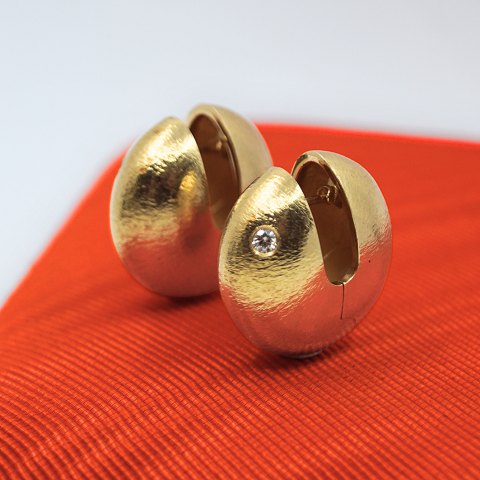 Finger rings