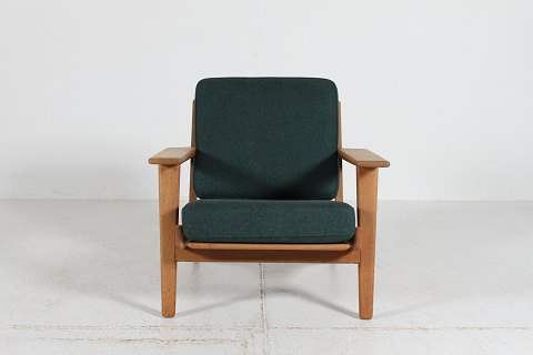Hans J. WegnerLav lænestol GE 290Massiv egetræ