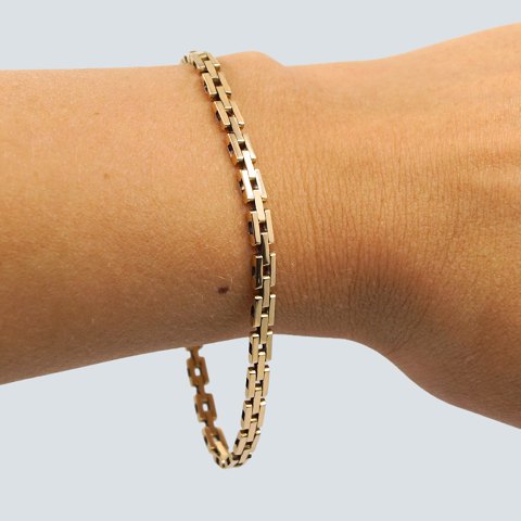 Armschmuck