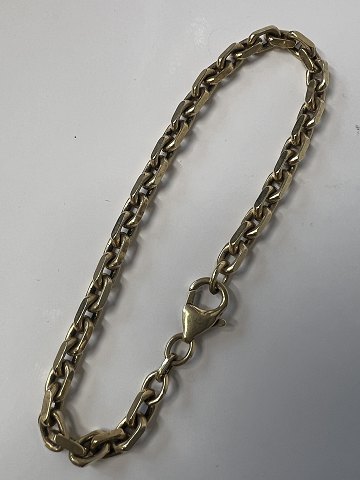 Arm jewellery