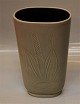 Aluminia kunstfajance 
Solbjerg 1712 Vase 22 cm Nils Thorsson 1935, Cream