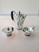 Georg Jensen Pyramide Sterling Sølv Kaffekande, flødekande og sukkerskål No 600 
A