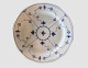 Porcelænsfad, første sortering 
Royal Copenhagen nr. 107 
Diameter: 33 cm
