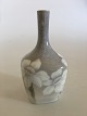 Royal Copenhagen Art Nouveau Vessel Vase No. 200/135 med Påskelilje dekoration