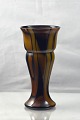 Brun og sort glas vase
18 cm