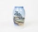 Small vase with country motif, no.: 2887 887, by Royal Copenhagen.
5000m2 showroom.
