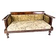 Sen empire sofa af mahogni og polstret med lyst stof, i flot antik stand fra 
1840erne.
5000m2 udstilling.