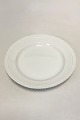 Royal Copenhagen Hvid Flora Danica Perlestel Frokosttallerken No 3550