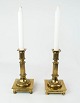 Set of two candlesticks in brass, in great antique condition from the 1920s. 
5000m2 showroom.