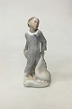 Royal Copenhagen Figur af Dreng med puder No 2604