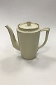 Royal Copenhagen Kaffekande Glat Creme stel med guldkant No 9533