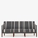 Kaare Klint / Rud. Rasmussen Snedkerier
Model KK 6090 - Reupholstered 3 seater sofa in Savak wool (colour: 41240) with 
natural leather piping. Mahogany legs.
1 pc. in stock
Renovated
