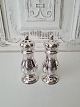 Salt and pepper set in Rococo style, made of sterling silver