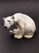 B&G seated polar bear 1629