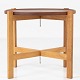 Hans J. Wegner / Andreas Tuck
AT 35 - Tray table in teak and oak. Rare version with angular frame.
1 pc. in stock
Good condition
