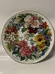 Flower plate from German Hutschenreuther, painted by Ursula Band. Dec. No. 9306d