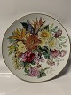 Flower plate from German Hutschenreuther, painted by Ursula Band. Dec. No. 3266a