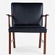 Ole Wanscher / A.J. Iversen
Armchair in mahogany and black leather.
1 pc. in stock
