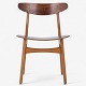 Hans J. Wegner / Carl Hansen & Son.
CH 30 - Dining chair with frame in patinated beech and headboard in teak.
