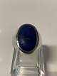 Statement ring i sterlingsølv med Lapis lazuli. 
Størrelse. 66. 
