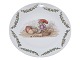 Bing & Grøndahl JulestelKagetallerken med julenisse der bager 17,0 cm.