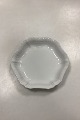 Royal Copenhagen Josephine, Hvid Svejfet Sekskantet Skål No. 421