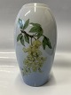 Bing & Grøndahl Vase med blomster.Dek. nr. 62/251Højde 18 cm.