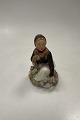 Royal Copenhagen Overglasur figur af Amager Blomster Pige No. 12412