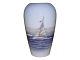 Lyngby porcelænVase med sejlbåd