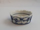 Royal Copenhagen. Musselmalet, riflet. Lille saltkar. Model 199. Diameter 4 cm. (1 sortering).