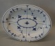 098-1  Fad, bred ovalt 28 x 35 cm Kongelig Dansk Porcelæn Musselmalet
