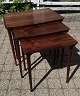 Møbelintasia:: Nesting tables in rosewood