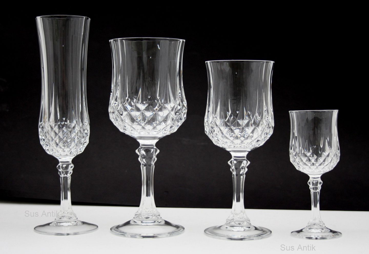 Shetland Mob pensionist KAD ringen - Longchamp krystalglas, Cristal D'Arques - Longchamp  krystalglas, Cristal D'Arques