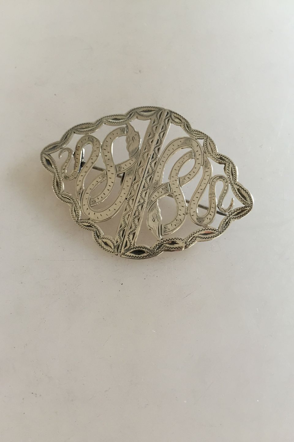 KAD ringen - Gammelt Sølv bæltespænde lavet til broche - Gammelt Sølv bæltespænde lavet om til broche