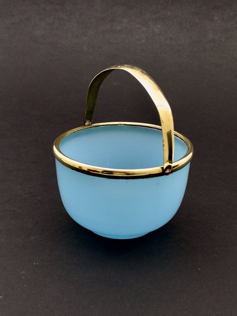 Sugar bowl with brass mounting 19th century.