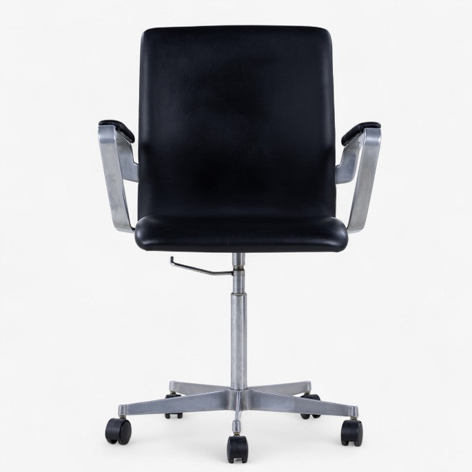 Arne Jacobsen / Fritz Hansen.
